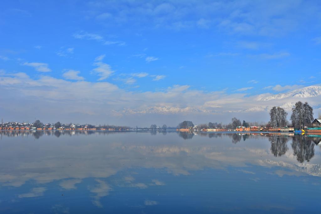 Golden Flower Heritage Houseboat Ξενοδοχείο Nagin Bagh Εξωτερικό φωτογραφία